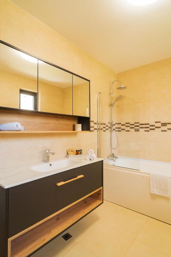 Ndl Apartments Cluj-Napoca Exteriör bild